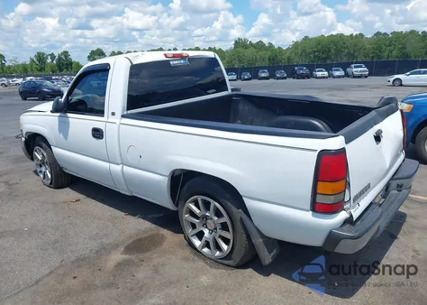 2007 GMC Sierra 1500 Classic Work z USA, uszkodzony, nr VIN 3GTEC14X47G154940